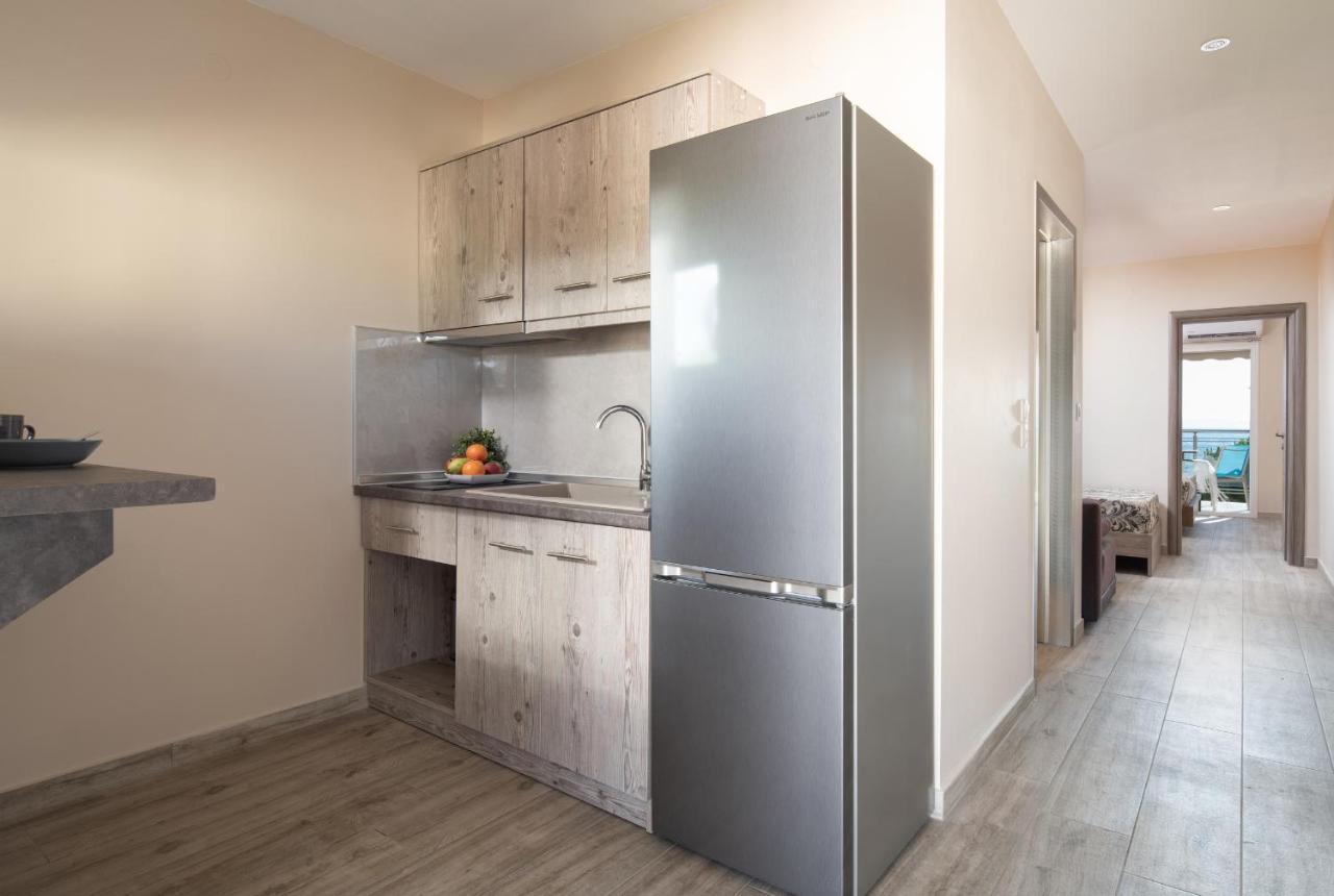 Sunset Studios - Suites With Seaview & Back Side Apartements Toroni Bagian luar foto