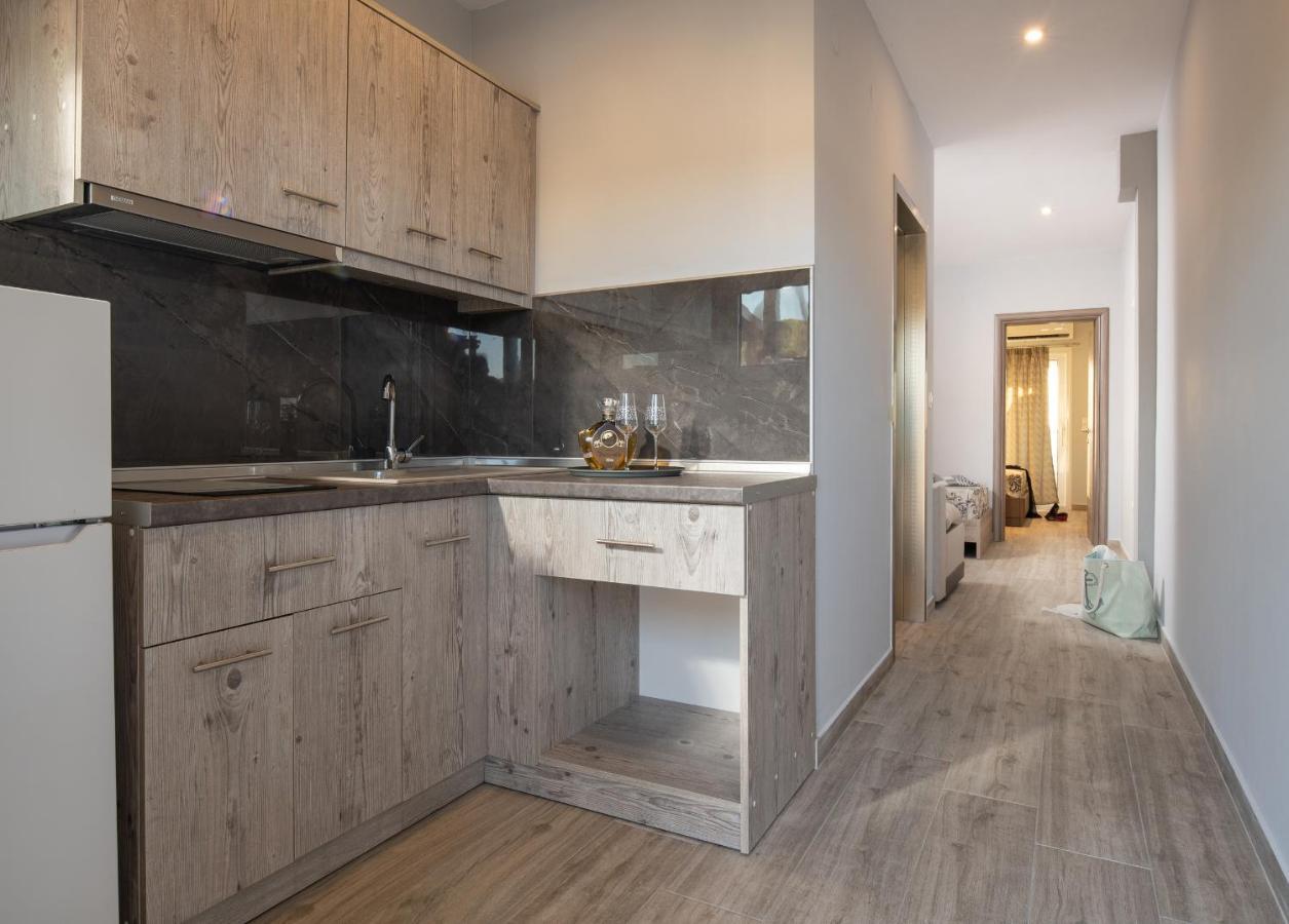 Sunset Studios - Suites With Seaview & Back Side Apartements Toroni Bagian luar foto