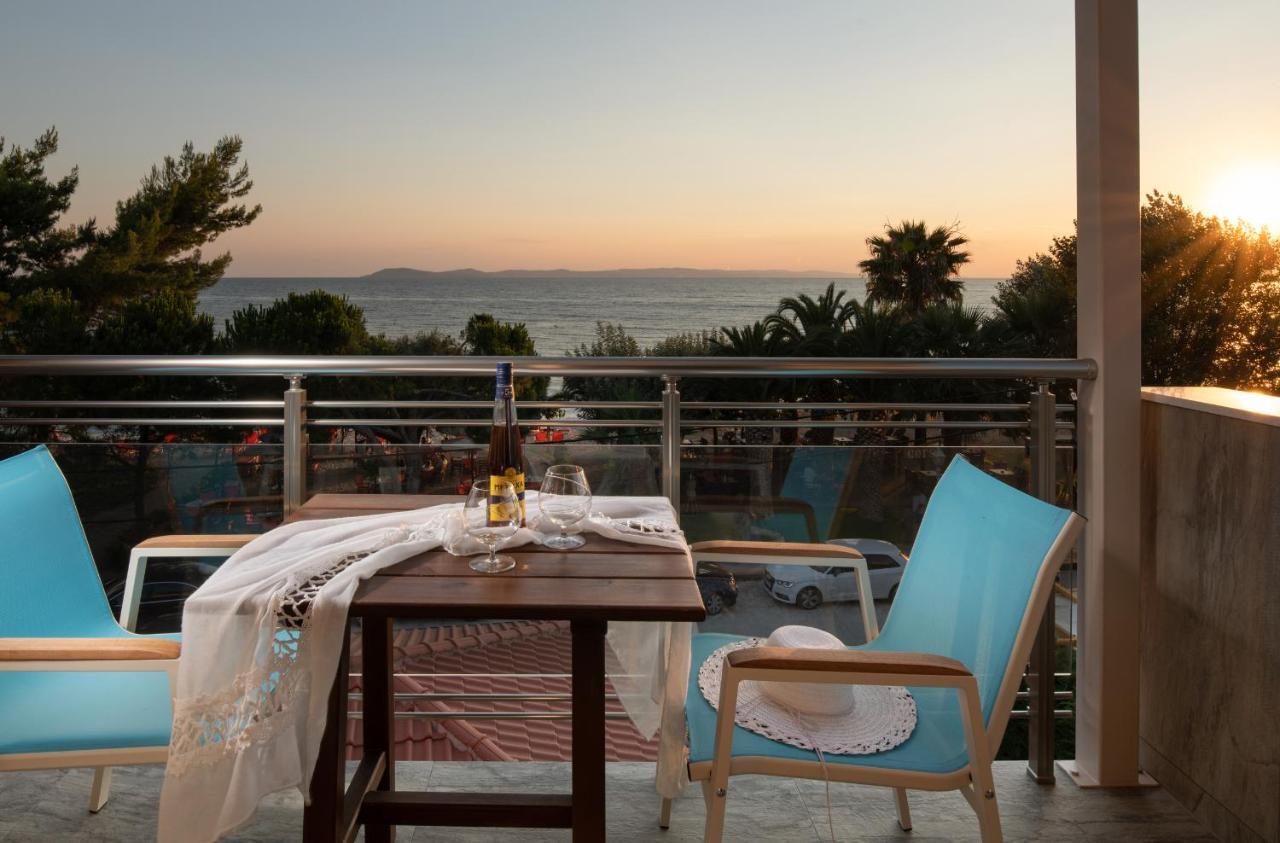 Sunset Studios - Suites With Seaview & Back Side Apartements Toroni Bagian luar foto