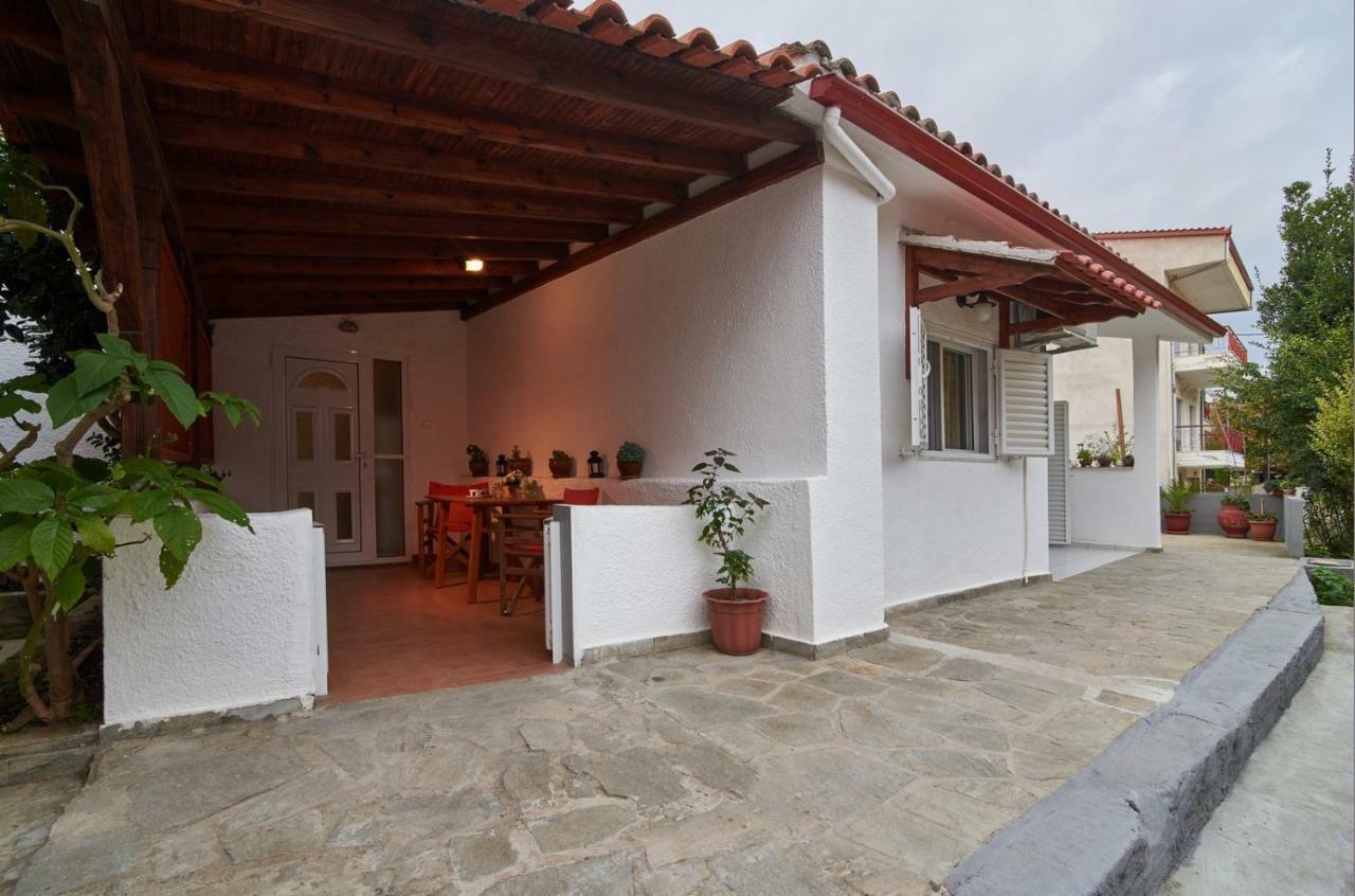 Sunset Studios - Suites With Seaview & Back Side Apartements Toroni Bagian luar foto